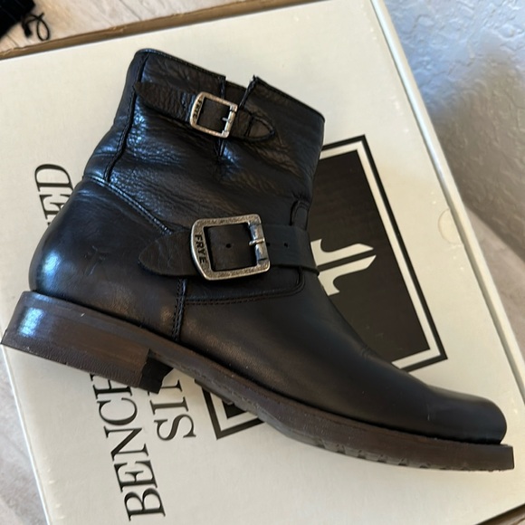 Frye Veronica Short 6” Moto Boot Black size 9M - Picture 10 of 10